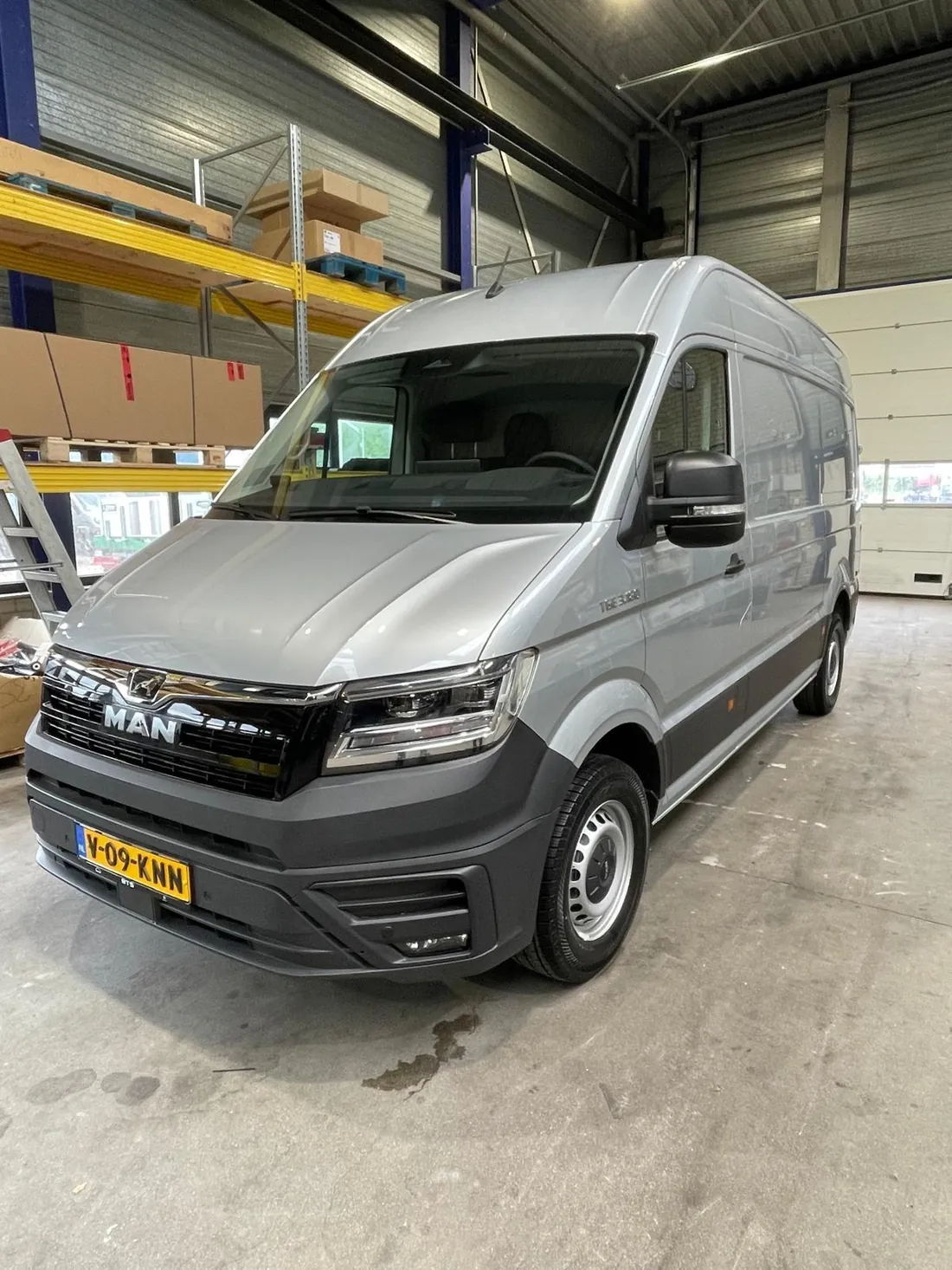 Nieuwe bestelbus reinigen